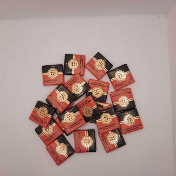 Venchi Grand Blend Nibs 77% 200 gr